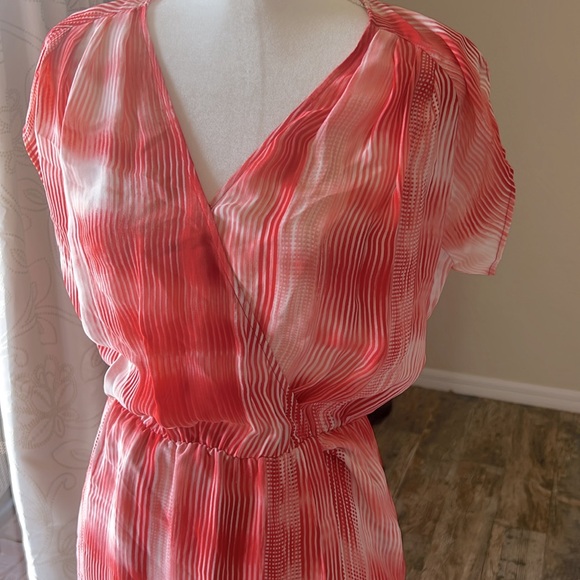 Revolve |Parker Matilda Dress in Horizon Riptide (oversized) - Picture 5 of 9